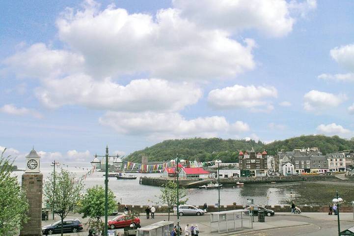 Log cabin for 4 people in Oban