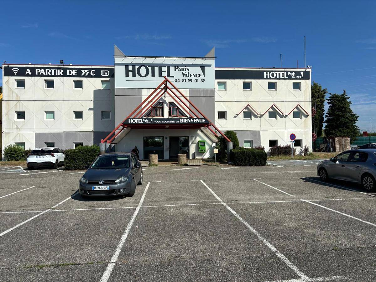 Hotel Paris Valence in Bourg-de-Péage, Région de Valence