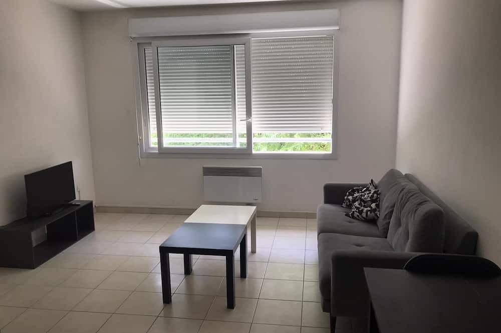Apartamento entero, T2 au Calme sur Allauch in Allauch, Marsella region