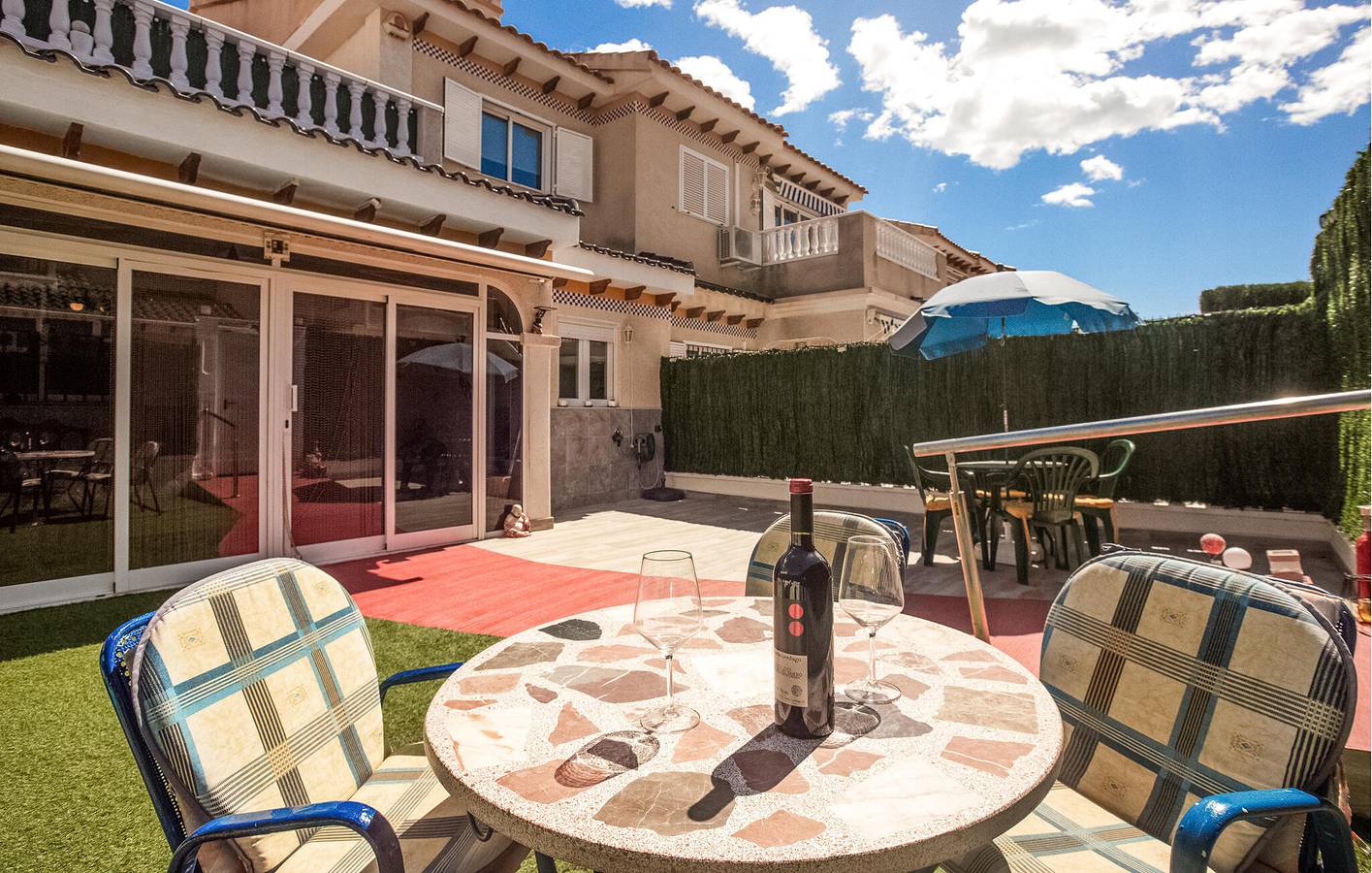 Appartement am Strand mit Pool, Terrasse und AC in Orihuela, Costa Blanca