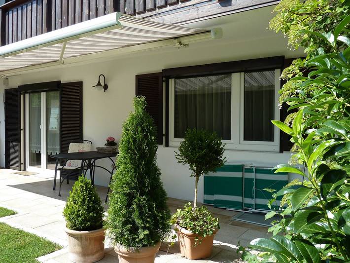 Ganze Ferienwohnung, Ferienwohnung Lehmann - Ferienwohnung Lehmann 58 qm, Erdgeschoss, mit Terrasse und separatem Schlafzimmer in Bad Endorf, Chiemsee