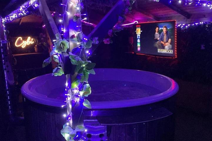 Holiday apartment for 2 people, with hot tub and terrace, with pets in North-Wales