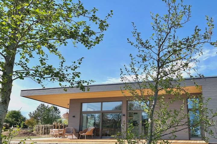 Ferienhaus für 8 Personen, mit Sauna und Garten sowie Ausblick in Süderdeich