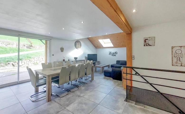 Gîte pour 4 personnes, avec vue et terrasse, animaux acceptés à Gerbamont - 2