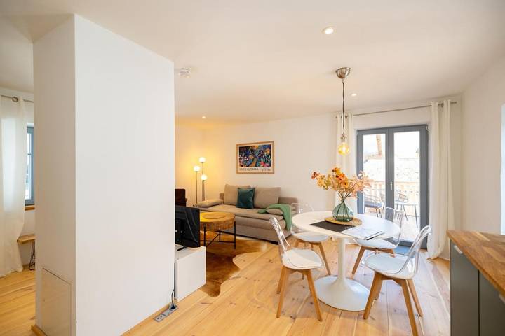 Ferienwohnung für 4 Personen, mit Balkon und Terrasse in Veitshöchheim