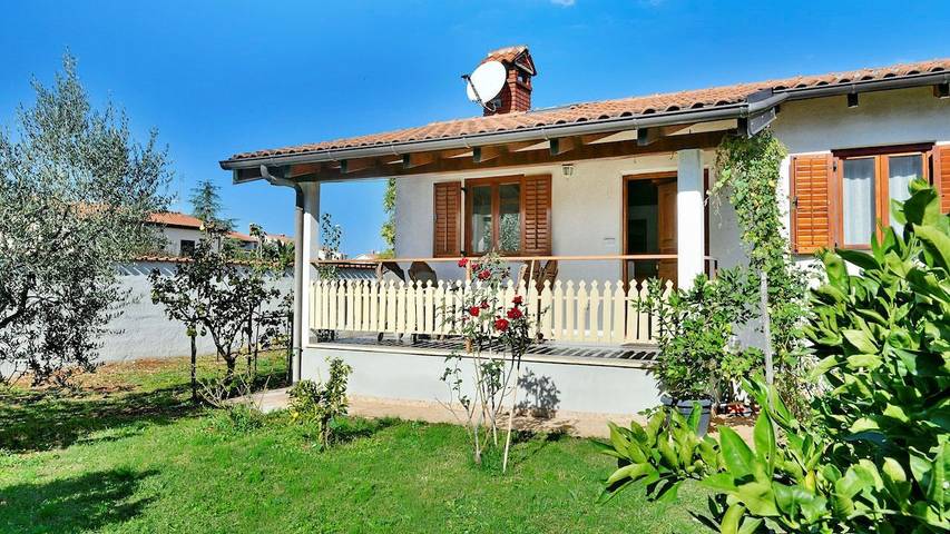 Ferienwohnung für 2 Personen, mit Garten in Poreč