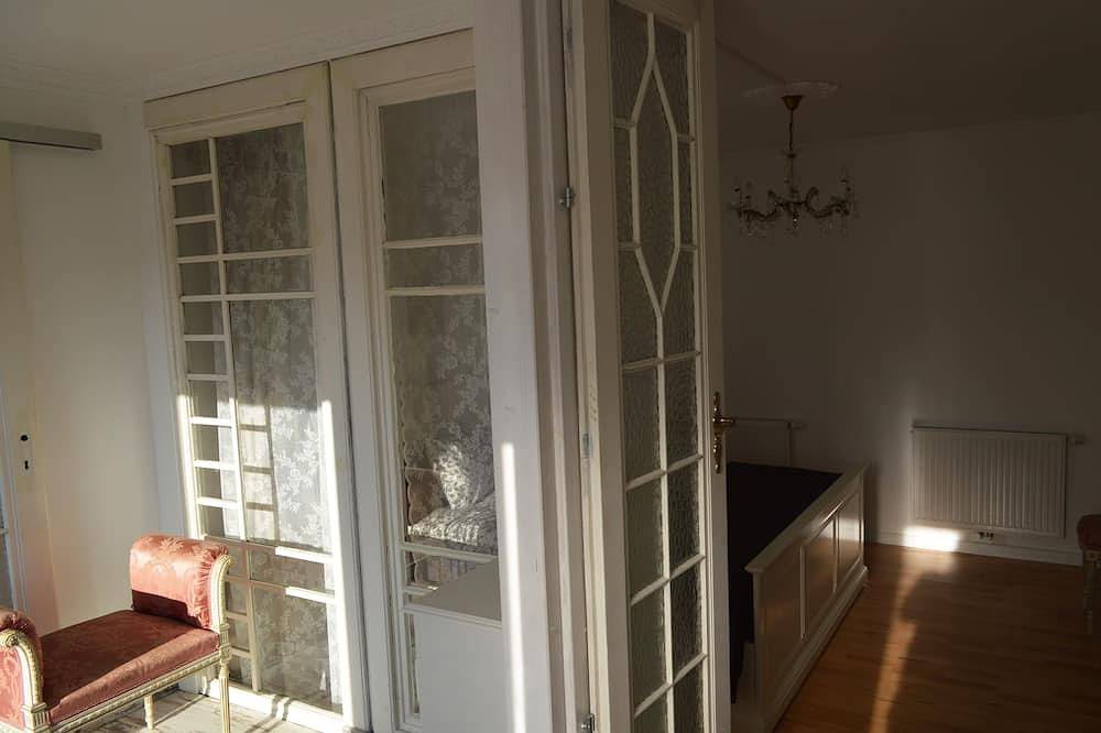 Ganze Wohnung, Wohnen wie Sissi und Kaiser Franz Joseph in Floridsdorf, Wien