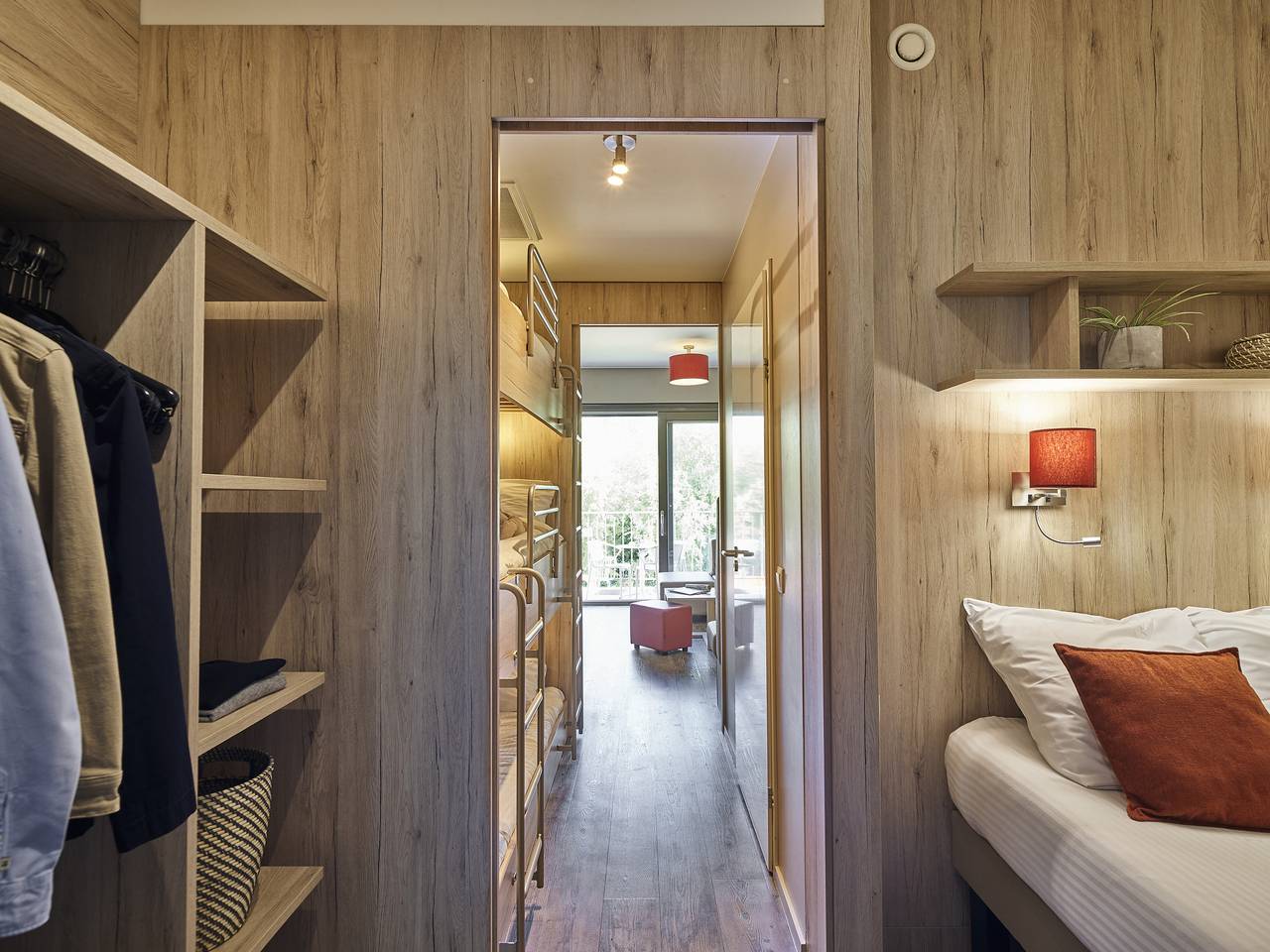 Holiday Suites Westende — Familiensuite | 2 Erwachsene - 3 Kinder in Westende, Middelkerke
