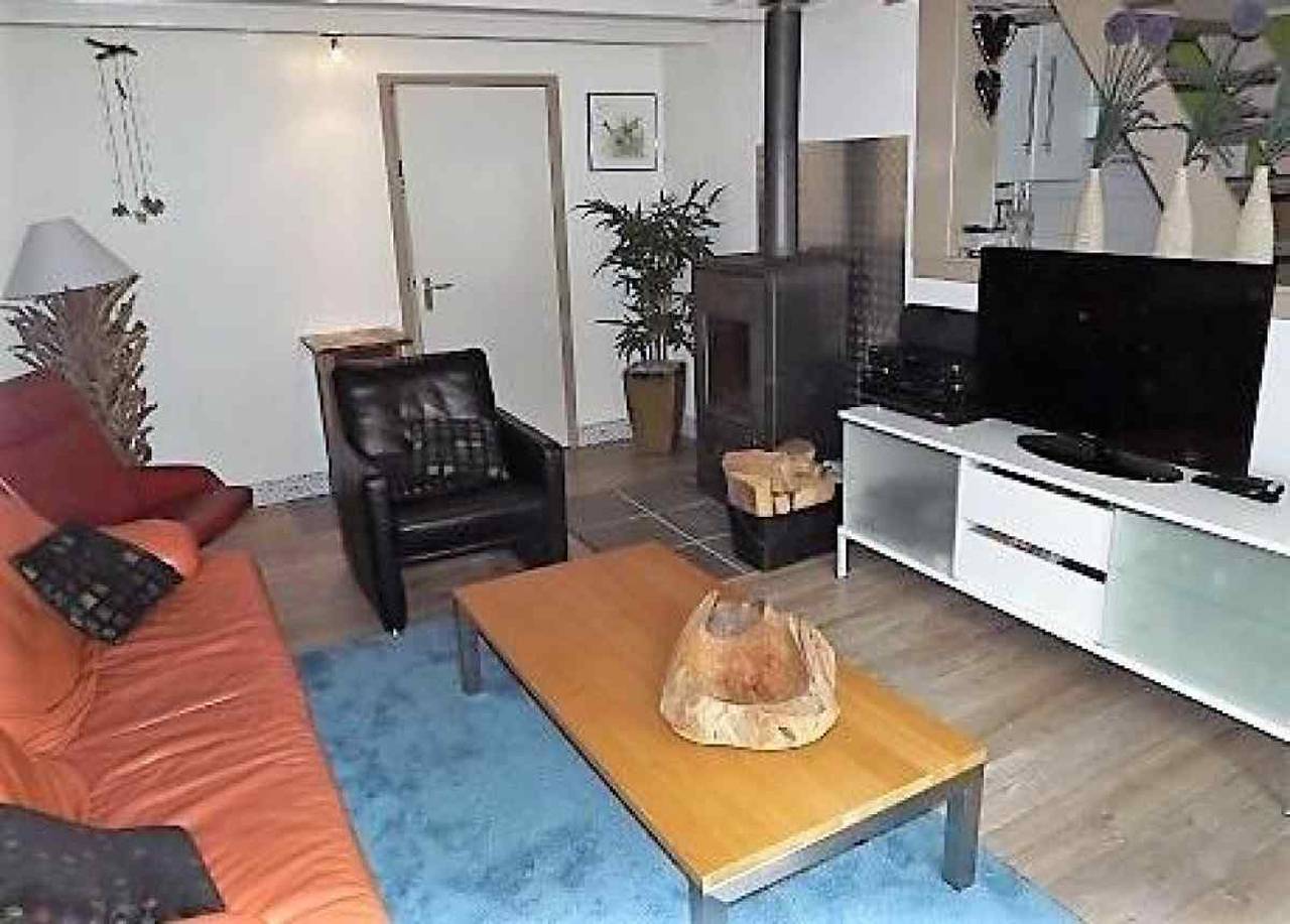 Geräumiges Ferienhaus für 6 Personen mit Holzofen in den Ardennen in Dochamps, Manhay