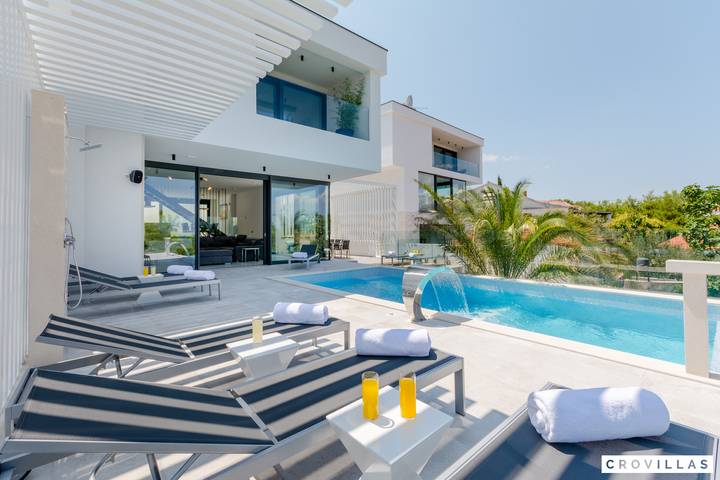 Villa pour 8 personnes, avec vue sur l’océan et piscine à Sutivan - 2