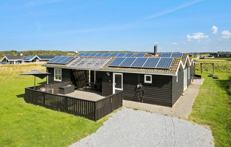 Ferienhaus für 14 Personen, mit Terrasse und Garten sowie Sauna in Løkken - 2