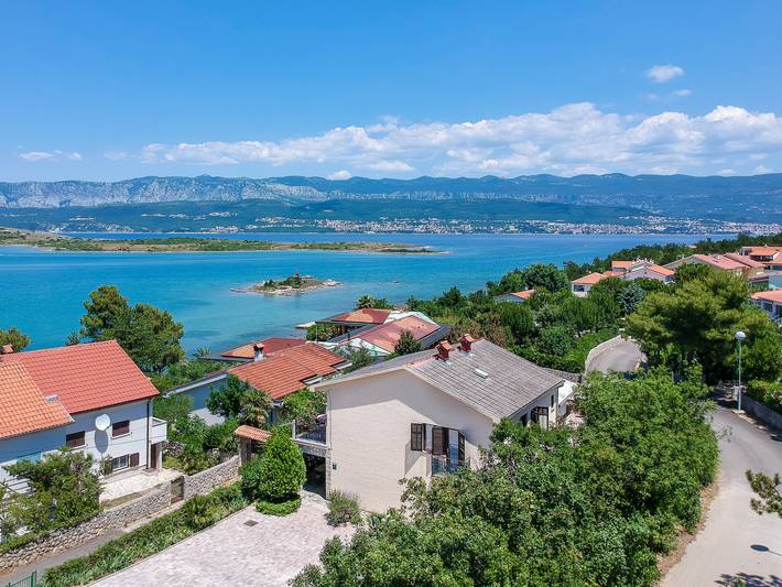 Ferienhaus für 5 Personen, mit Garten und Balkon - 1