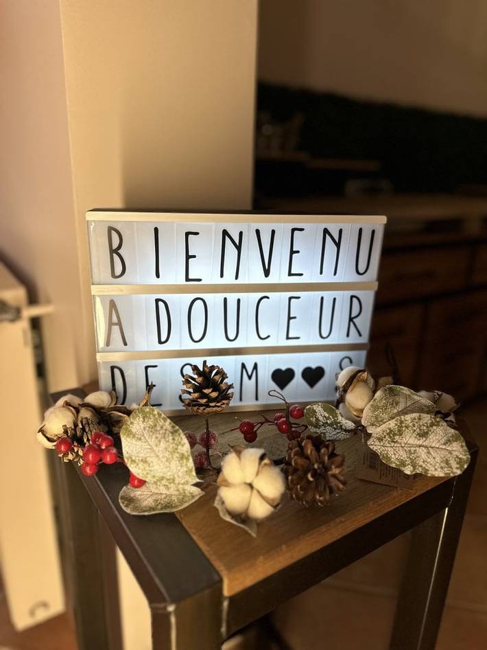 Cottage pour 2 personnes, avec piscine ainsi que sauna et jardin à Les Mées