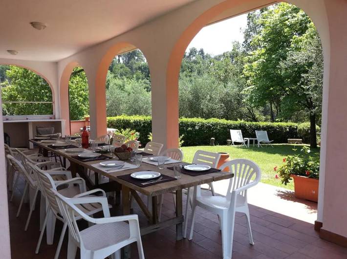 Ferienhaus für 11 Personen, mit Garten, kinderfreundlich in Carrara