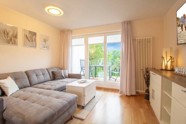 Ferienwohnung für 2 Personen, mit Balkon und Seeblick auf Usedom