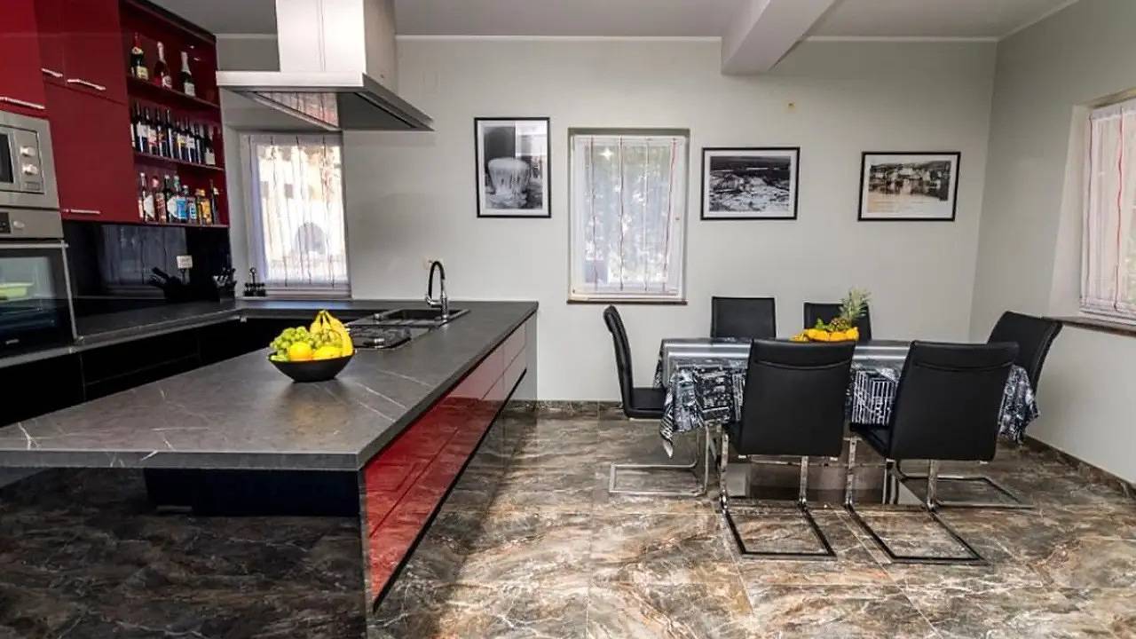 Ganze Ferienwohnung, Ferienwohnung für 6 Personen (86 m²) in Nerezine in Nerezine, Kvarner Inseln