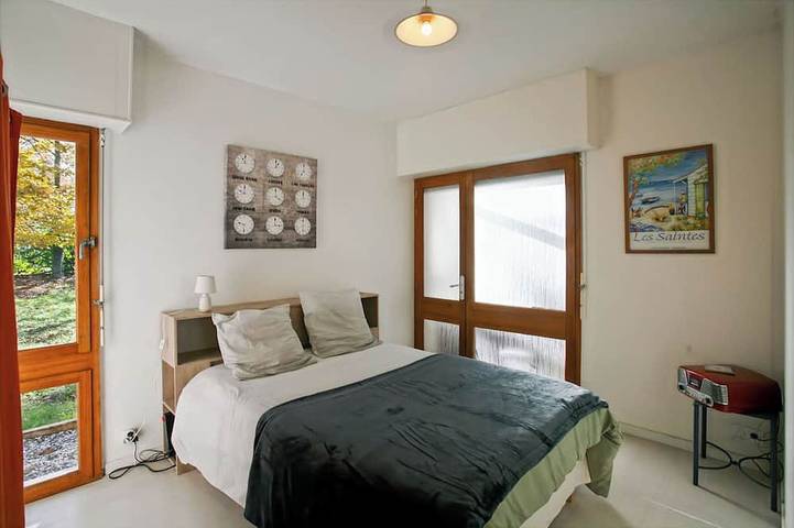 Gîte pour 4 personnes, avec jardin, animaux acceptés à Saint-Morillon - 2