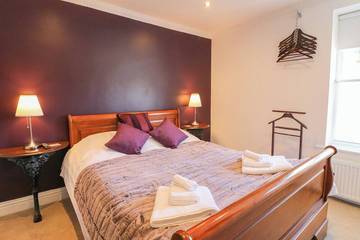 Cottage for 8 People in Derbyshire, Midlands, Photo 1