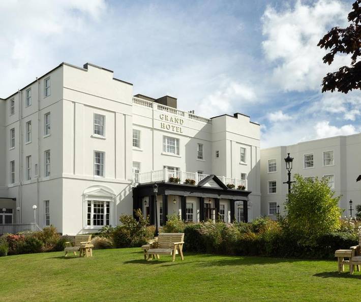 Hotel für 2 Personen, mit Sauna und Whirlpool sowie Pool und Garten - 1