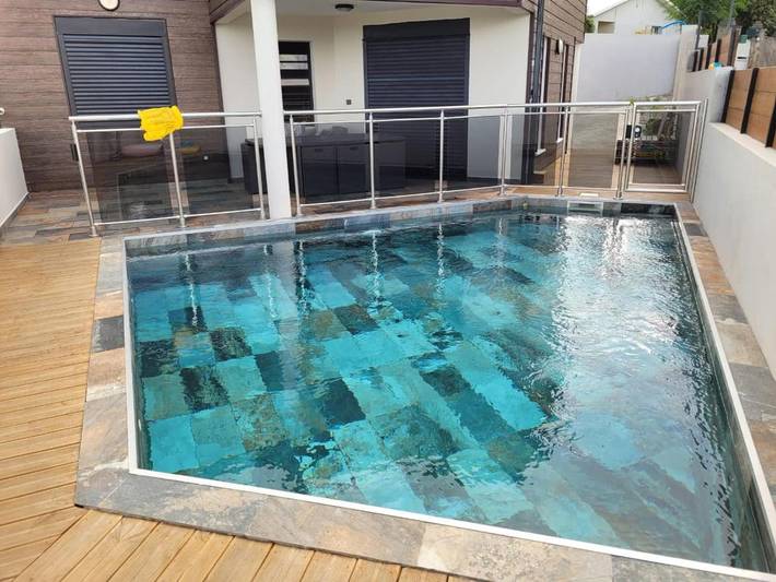 Chalet para 10 personas, con terraza además de vistas y piscina - 1