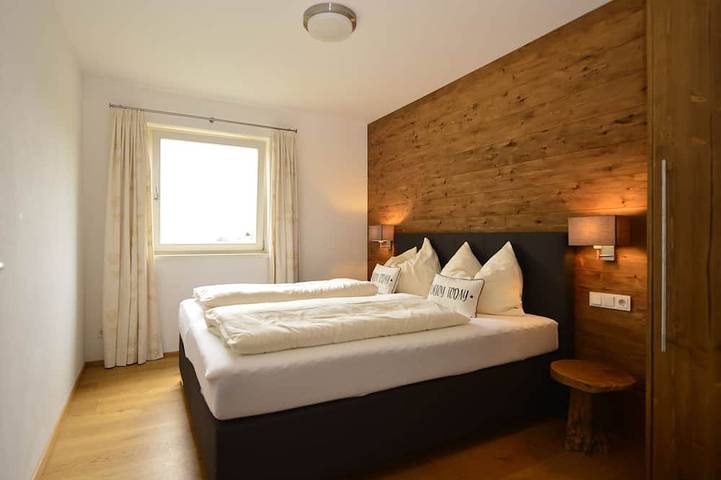 Geheel appartement, Modern, cozy apartment near the Steinbergbahn - Ski in /out - Bike in /out in Leogang, Pinzgau