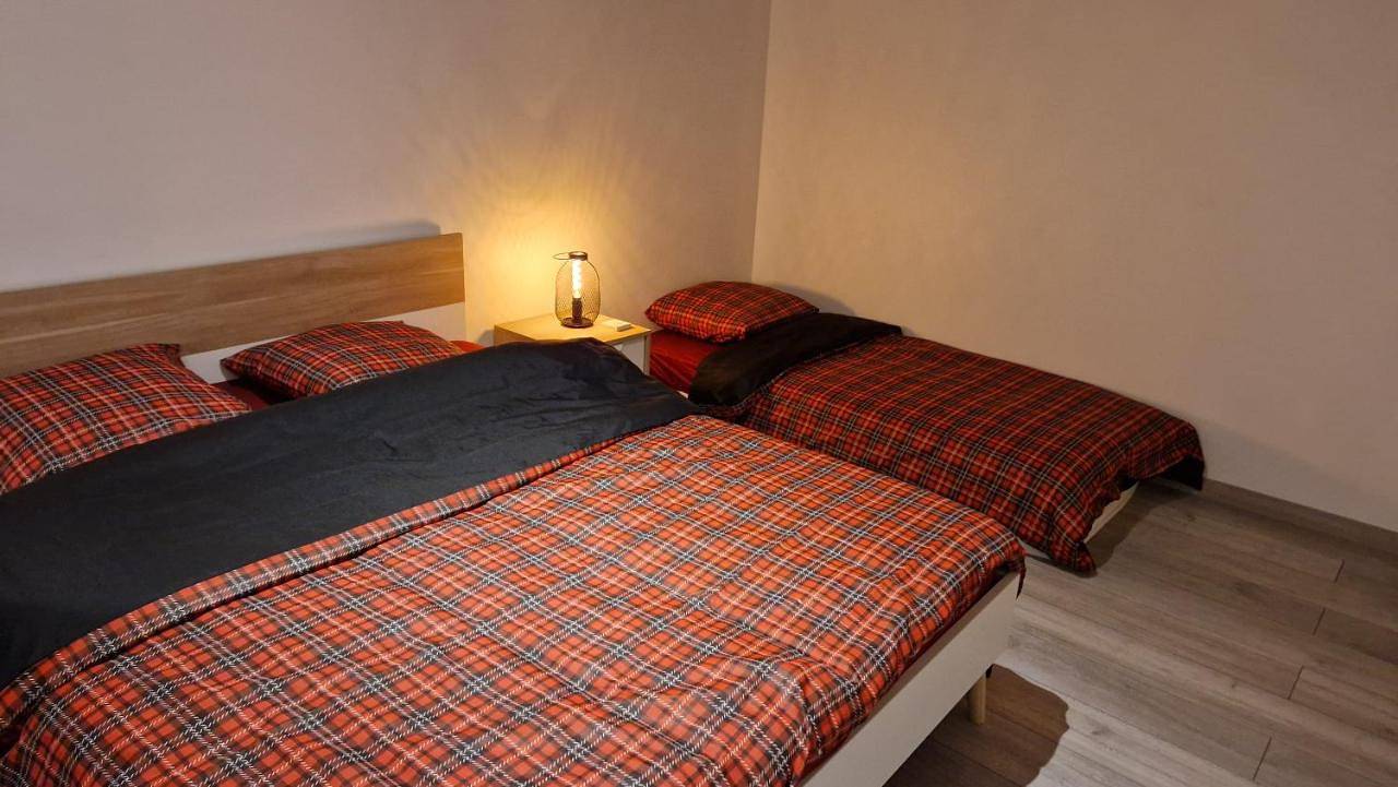 Appartement entier, Two-Bedroom Apartment in Pays de Pontarlier, Jura Francais