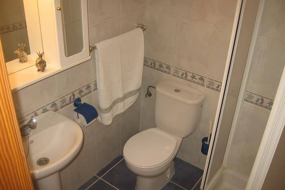 Apartamento entero, Villa Roca, Lejlighed til 2 Personer, 3km til Estepona in Estepona, Costa del Sol