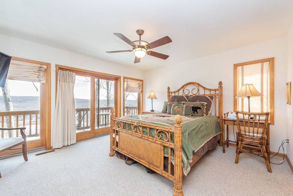 Deep Creek Vista- 5 Schlafzimmer See Zugang nach Hause in der Nähe von Wisp Ski Resort in Deep Creek Lake