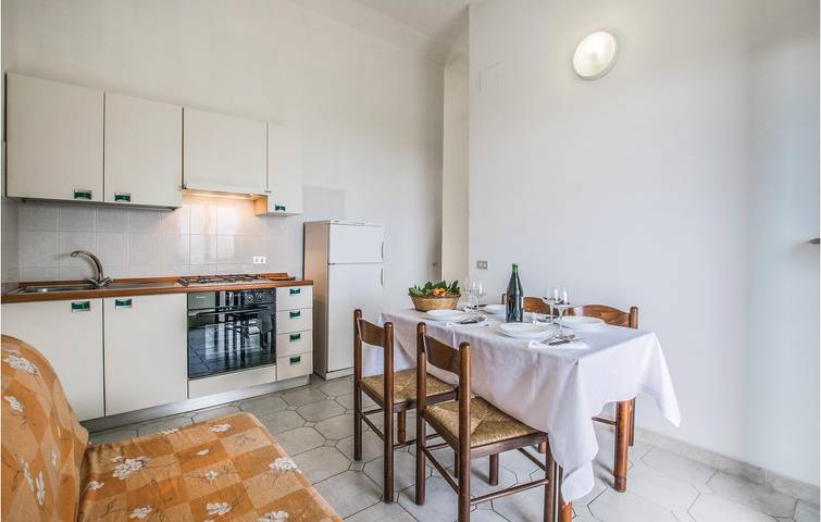 Appartamento intero, Ritiro sulla spiaggia: Piscina, terrazza, parcheggio in Santa Maria Vibo Valentia, Ricadi (comune)