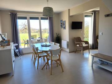 Gîte pour 5 personnes, avec terrasse à Mesnil-Saint-Père