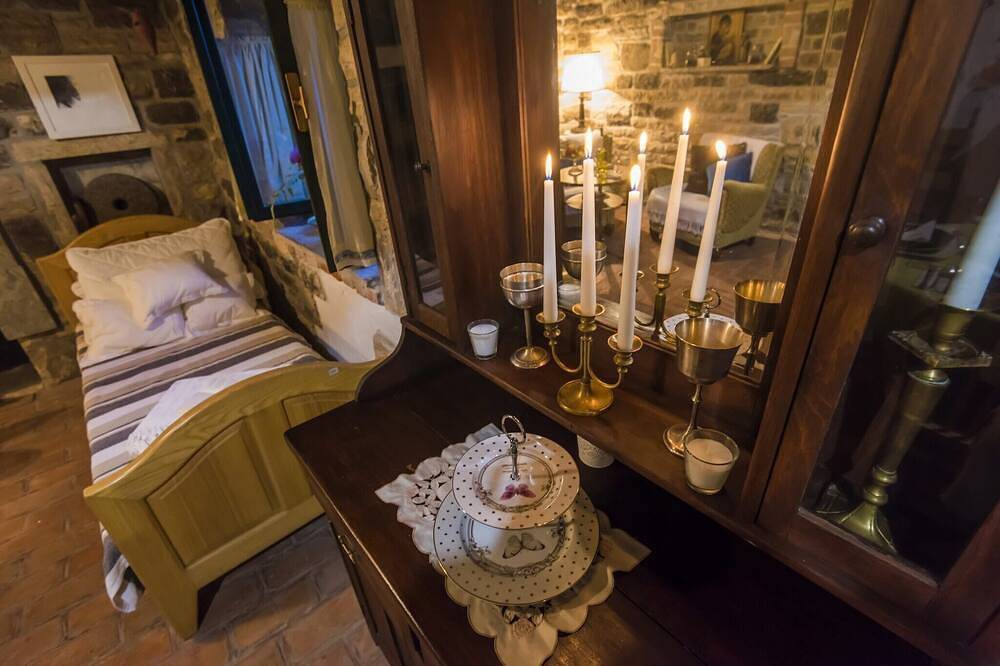 Ferienhaus nahe Adria und Krka Wasserfälle in Šopot, Grad Benkovac