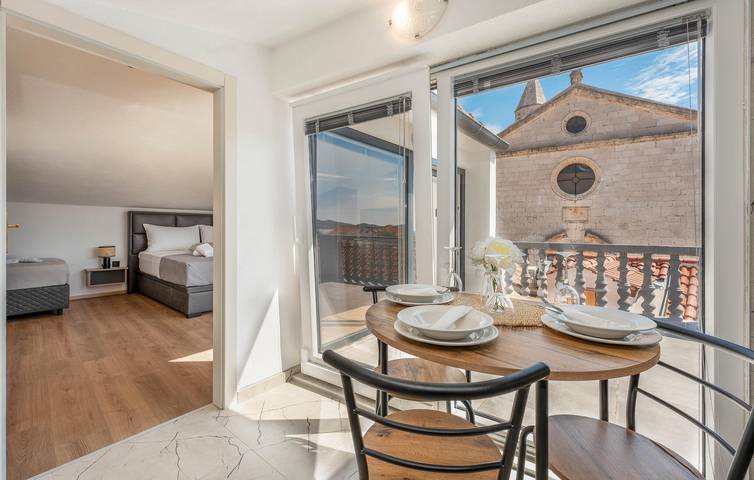 Ferienwohnung für 3 Personen, mit Terrasse und Garten, mit Haustier in Biograd na Moru - 2