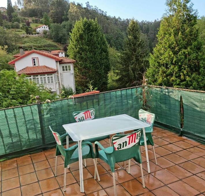 Casa de vacaciones para 6 personas, con jardín además de vistas y vistas al lago, Se admiten mascotas - 1