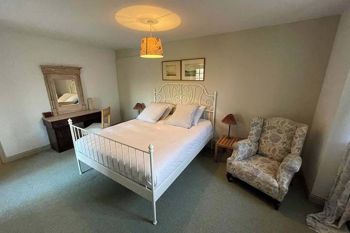 Location de vacances pour 8 personnes, avec terrasse et jardin à Monfréville - 4