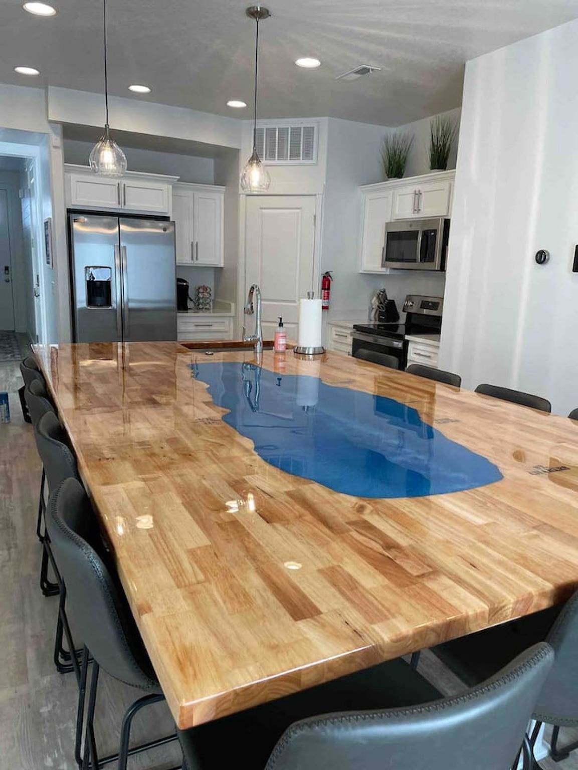 Entire apartment, Bear Lake Table | Downtown Garden City Townhome in Garden City (UT), Rich County