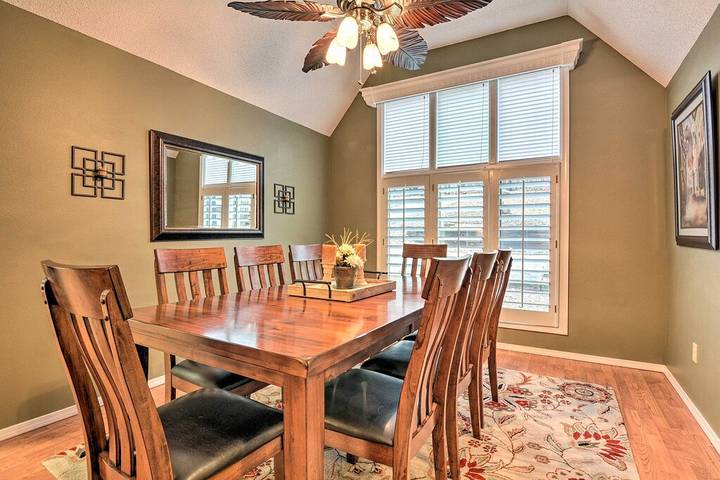 Ferienhaus für 9 Personen, mit Balkon und Pool in Bella Vista