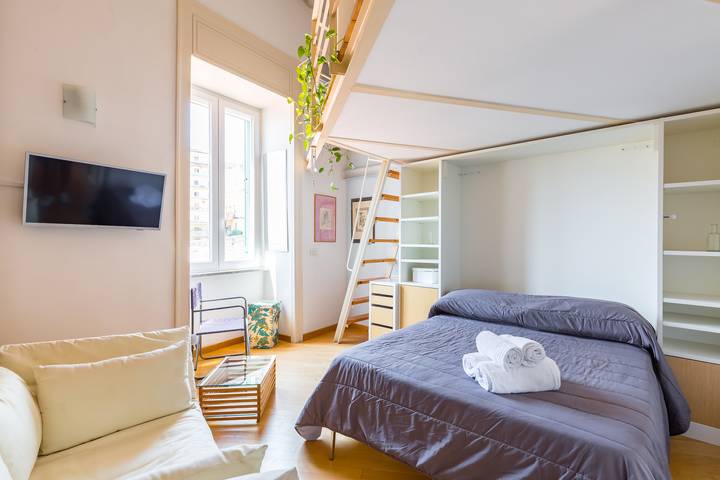 Loft per 3 persone, con Balcone a Napoli