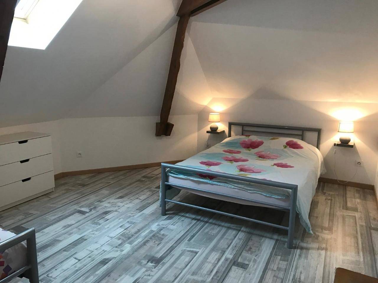Appartement entier, Apartment in Bairon-et-ses-Environs, Ardennes