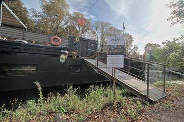 Bateau pour 2 personnes, avec terrasse, animaux acceptés à Metz