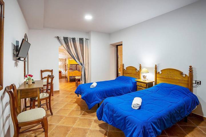 Nice home in Galera with Wifi in La Alquería, Galera
