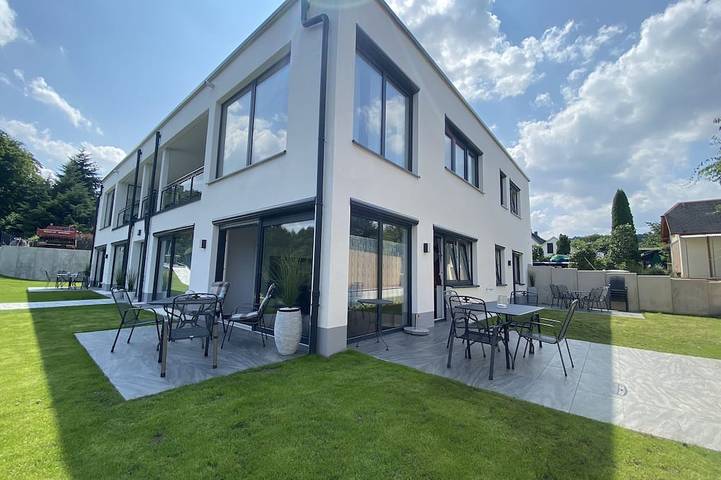 Ferienwohnung für 5 Personen, mit Terrasse und Garten in Bad Lobenstein