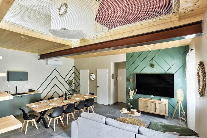 Maison de vacances pour 13 personnes, avec piscine et balcon