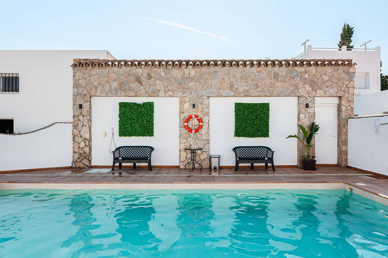 Moradia "Fuentes" com terraço privado, piscina e jardim partilhados, apenas para famílias in Conil de la Frontera, Costa de la luz