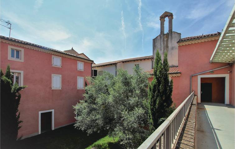 Apartamento vacacional entero, Apartamento Montélimar con WiFi y hoguera in Montélimar, Región de Nyons