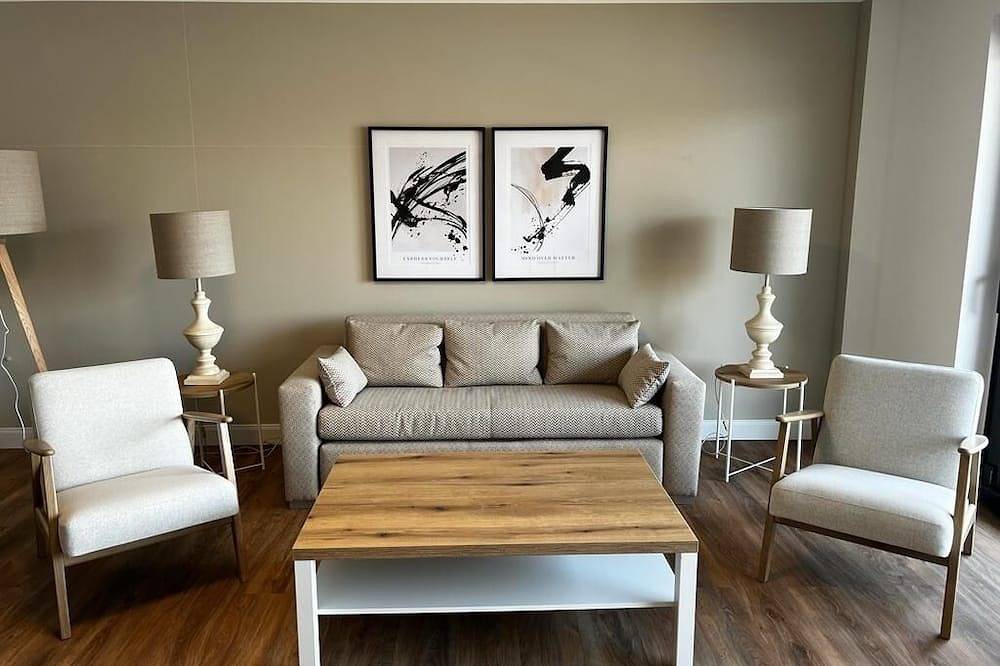 Ganze Wohnung, Superior Ferienwohnung direkter Seeblick in Malente, Ostholstein