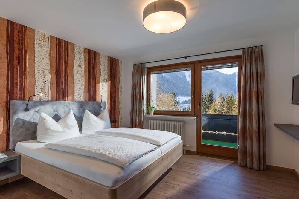 Ganze Wohnung, Studio Bergglück - Appartements Rofangarten in Maurach, Eben am Achensee
