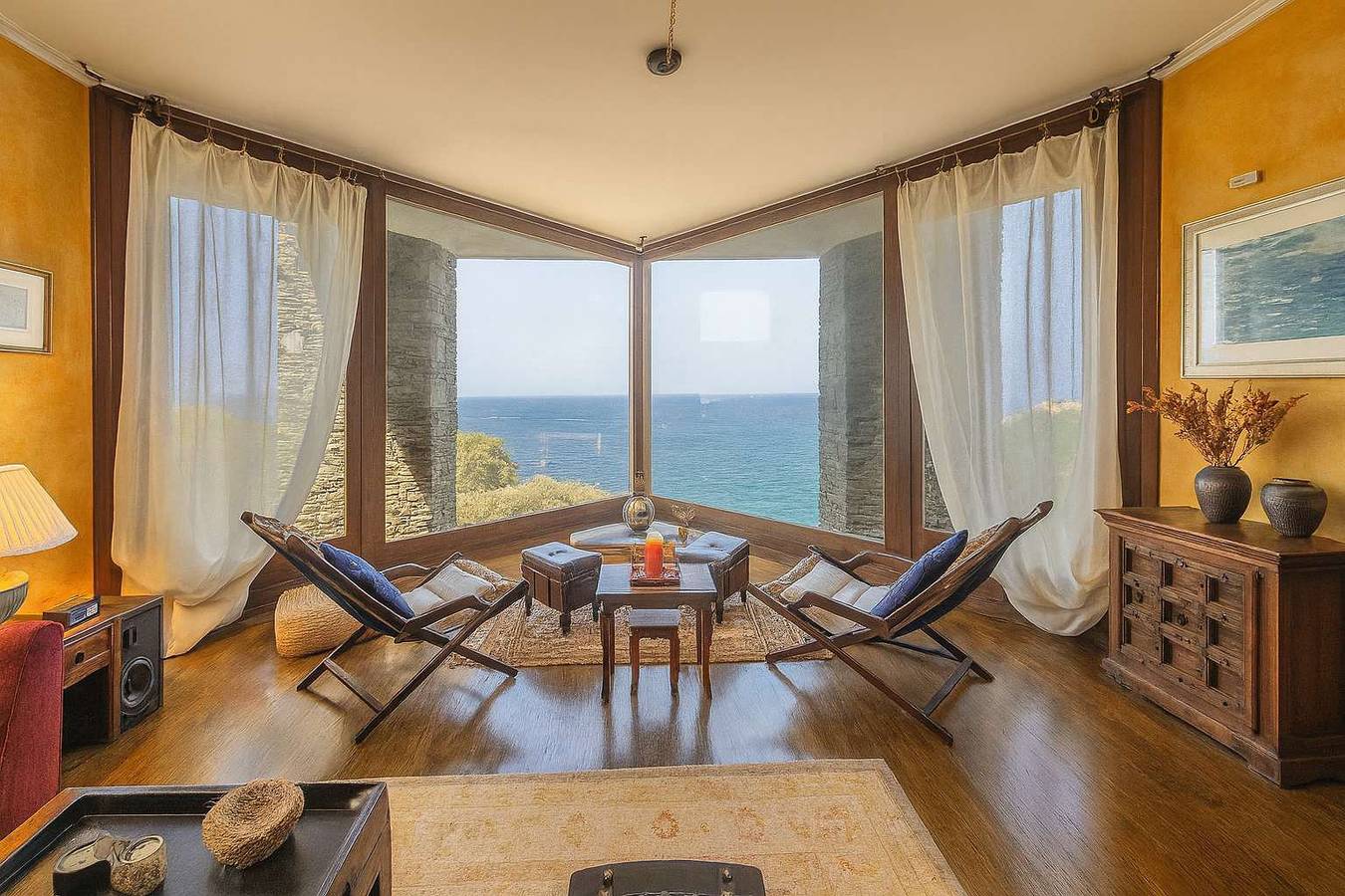 Ganze Wohnung, Ferienwohnung für 10 Personen mit Pool in Regionalbezirk Ostattika