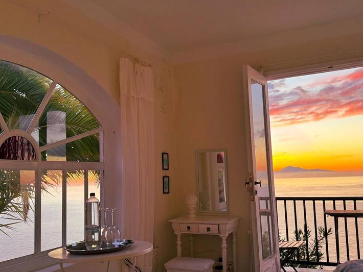 Casa rural para 7 personas, con terraza además de jardín y vistas en Puntallana - 2