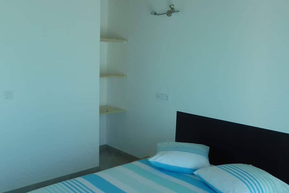 Alojamiento Casa 2 Sra Condiciono Versennes de gran tranquilidad in Saintes, Saintes region
