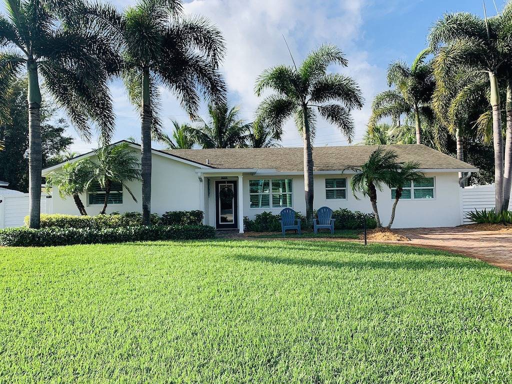 Schöner Strandbungalow mit beheiztem Pool in Jupiter, Palm Beach County